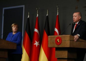 Erdoğan, Merkel ile görüştü: AB ile ilişkilerde yeni bir sayfa açmak istiyoruz