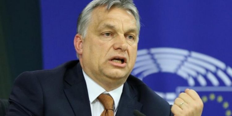Macar lider Orban, ‘hukukun üstünlüğü’ne bağlı AB bütçesini veto etmeye devam edeceğini açıkladı