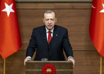 Cumhurbaşkanı Erdoğan: Beklediğimiz o sanatçı slogan atarak kendini göstermeye çalışmayacak
