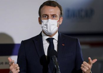 Macron’dan özgürlük kısıtlaması eleştirilerine yanıt: Türkiye ya da Macaristan değiliz