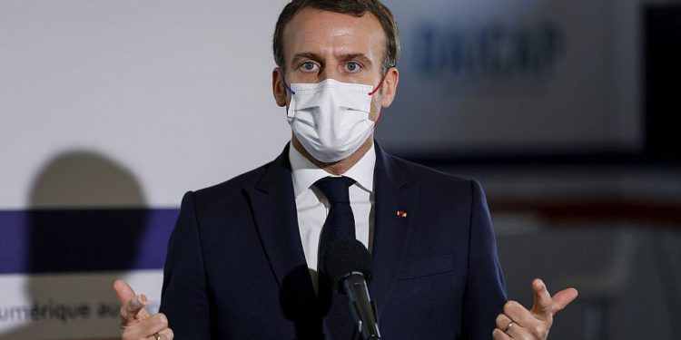 Macron’dan özgürlük kısıtlaması eleştirilerine yanıt: Türkiye ya da Macaristan değiliz