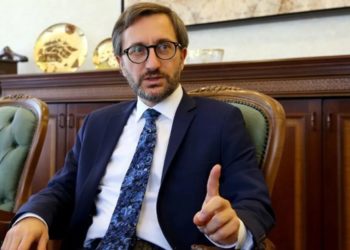 Olay TV’nin kapatılmasına Fahrettin Altun ‘şereftir’ cevabı verdi