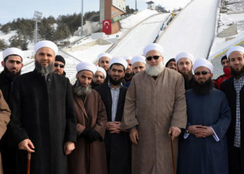 AKP Hükumetinden esnafa bin lira, tarikat ve cemaatlere 81 milyon lira destek