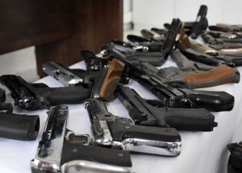 Fransa’da silah ticareti yapan emekli ve muvazzaf askerlerin içinde bulunduğu çete çökertildi