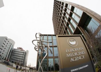 Avrupa İlaç Ajansı, Pfizer/BioNTech aşısı ile ölümler arasında bağlantı bulunamadığını açıkladı