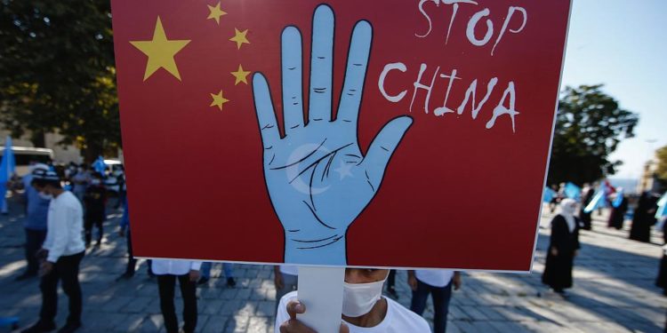 Doğu Türkistanlılardan Türkiye’deki ev baskınlarına karşı açıklama: Endişeliyiz