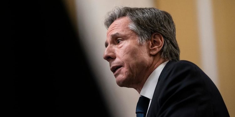 Blinken: Türkiye’nin Rusya ile aynı çizgide olması kabul edilemez, yeni yaptırım konusuna bakacağız