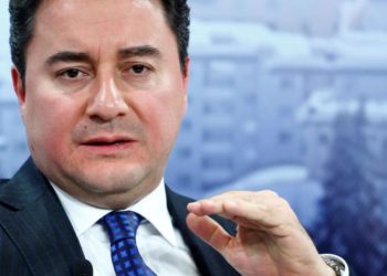 Babacan’ın ziyaret ettiği esnaf: ‘Bugün dükkanı 3 lira ile kapattım’