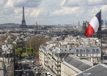 Fransızlar gıda stoklamaya başladı