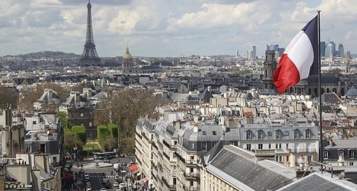 Fransızlar gıda stoklamaya başladı