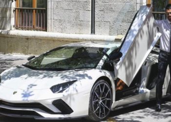 AKP milletvekili pandemide kirasını ödeyemeyen esnafı icraya verdi