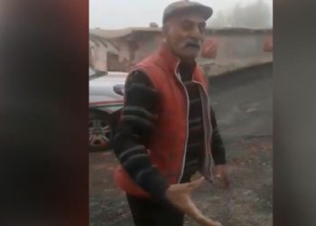 Traktörü haczedilen çiftçi gözyaşlarıyla isyan etti: Sarayda yaşıyorlar. Doy artık doy