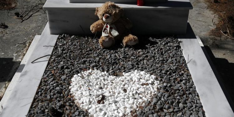 Ege Denizi’nde boğularak can veren 5 yaşındaki Afgan çocuğun babası Yunanistan’da yargılanıyor