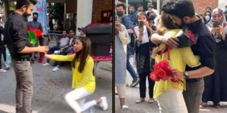 Pakistan’da kampüste evlilik teklif eden kız öğrenci ve erkek arkadaşı, üniversiteden atıldı