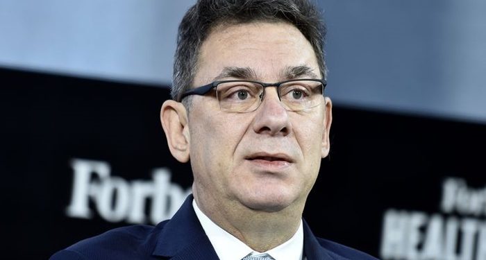 Pfizer CEO’su aşısı olmadığı için İsrail’e gidemedi