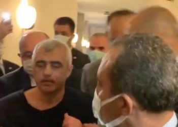Gergerlioğlu Meclis’te gözaltına alındı: ‘Biz bu görüntüleri 90’larda da gördük’