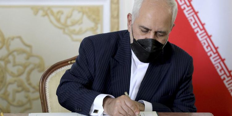 İran Dışişleri Bakanı Zarif’in Devrim Muhafızları Ordusu’nu eleştirdiği ses kaydı sızdırıldı