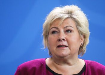 Covid-19 yasaklarını delen Norveç Başbakanı Solberg’e para cezası kesildi