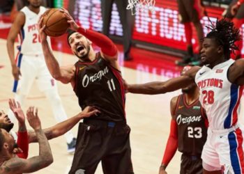 Enes Kanter’den NBA ve takım rekoru: 24 sayı, 30 ribaund