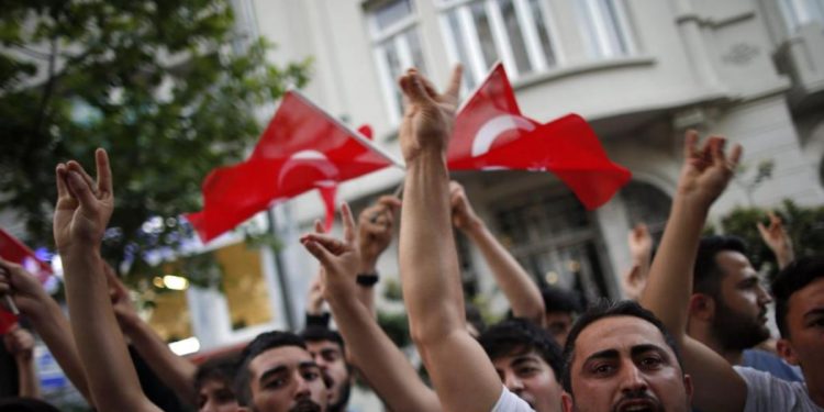 Lyon’da Kürt derneğine saldırı: Dört yaralı