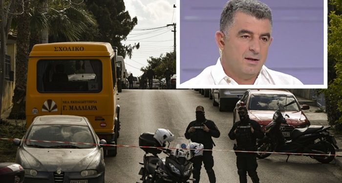 Yunan gazeteci evinin önünde öldürüldü