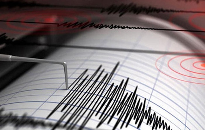 Çin’de 7.4 büyüklüğünde deprem