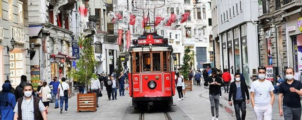 İBB Genel Sekreter Yardımcısı Polat: İstiklal bir Anka kuşudur, kimse öldü sanmasın, küllerinden doğacak