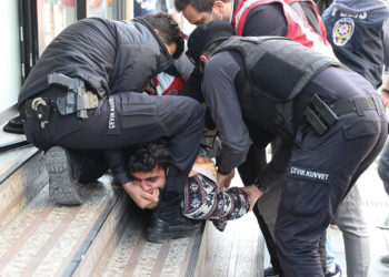 1 Mayıs’ta polis, gazetecileri bile engelledi: Genelge talimatı var!