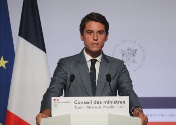 Covid-19: Fransa, İngiltere’den gelenlere zorunlu karantina uygulayacak