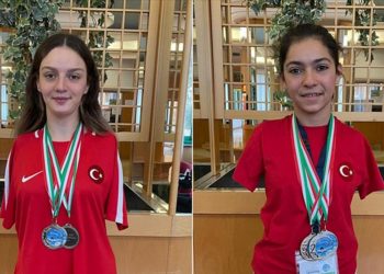 Paralimpik Avrupa Yüzme Şampiyonası’nda Sümeyye Boyacı gümüş, Sevilay Öztürk bronz madalya kazandı