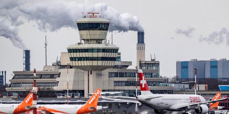 Eurocontrol: Avrupa’da pandemi öncesi hava trafiğine dönmek 2029’u bulabilir