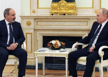 Ermenistan, Azerbaycan’ı sınır ihlali yapmakla suçlayarak Rusya’dan askeri destek istedi