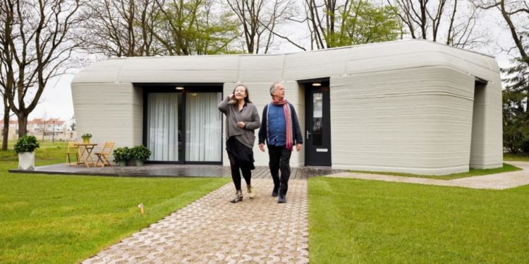 Avrupa’nın ilk üç boyutlu yazıcıyla üretilen ‘yaşanabilir evi’ Hollanda’da inşa edildi