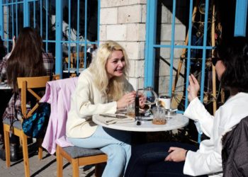 Türkiye’de son 24 saatte Covid-19’dan 178 kişi hayatını kaybetti