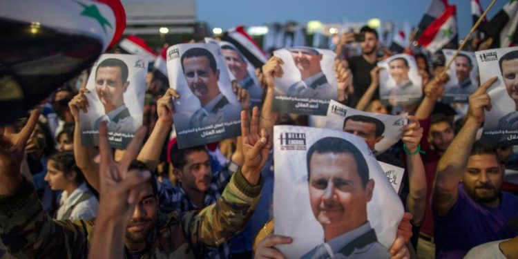 Suriye’de yapılan başkanlık seçiminde Esad yüzde 95 ile zafer ilan etti