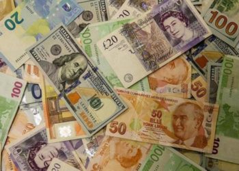 Döviz kurları tüm zamanların rekorunu kırdı; Dolar 8.59’u gördü