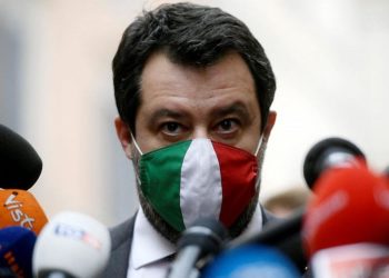 İtalya eski İçişleri Bakanı Salvini göçmenleri alıkoyma davasında beraat etti: Gene yaparım