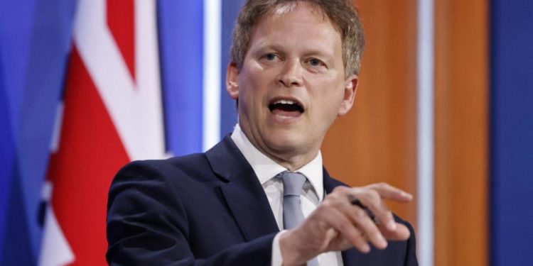 İngiltere, ‘kırmızı listedeki” Türkiye yerine Şampiyonlar Ligi finaline ev sahipliği yapmak istiyor