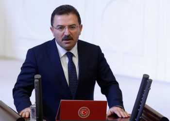 AK Parti Milletvekili Altınok’tan AA’nın ‘FETÖ izi’ başlıklı haberine tepki