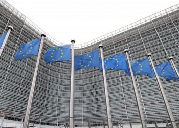 AB’nin insan hakları ihlalleri gerekçesiyle İran’a uyguladığı yaptırımlar uzatıldı