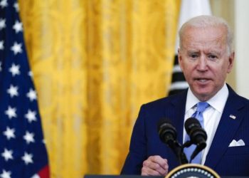 ABD Başkanı Biden, koronavirüsün kökeninin belirlenmesi için istihbarata süre verdi