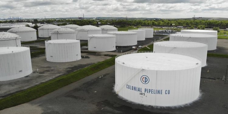 ABD’de siber saldırıyla felce uğrayan petrol boru hattı yeniden açıldı