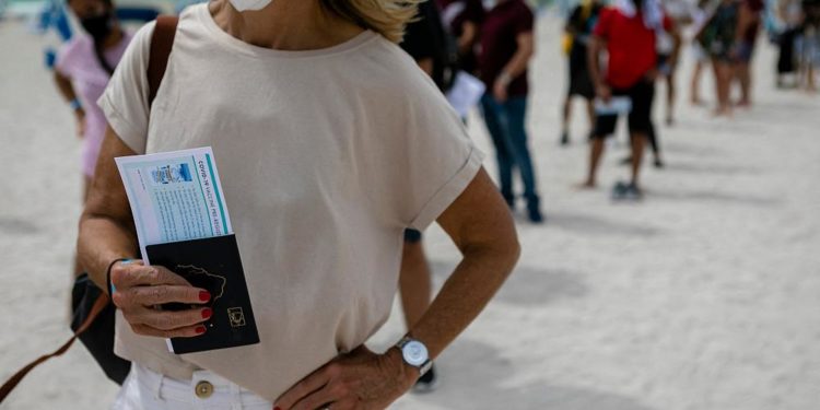 Avrupa Birliği ülkeleri aşı pasaportu konusunda uzlaşı arıyor