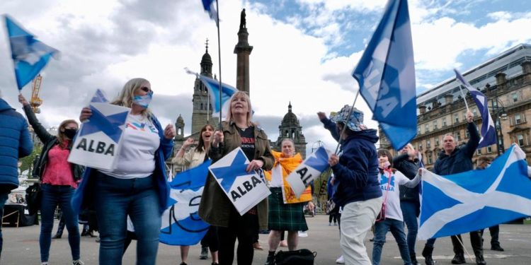İskoçya’da seçimleri bağımsızlık yanlıları kazandı
