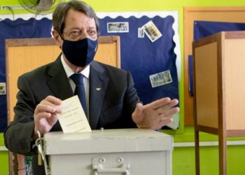 Kıbrıs’ta yapılan seçimde milliyetçi partiler oylarını artırdı