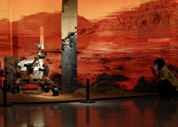 Çin, Zhurong’un Mars’a iniş yaptığını açıkladı