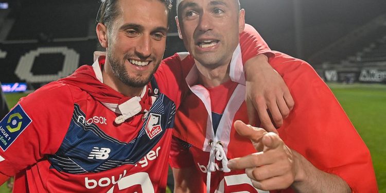 Burak Yılmaz, Yusuf Yazıcı ve Zeki Çelik’in forma giydiği Lille, Fransa liginde şampiyon oldu