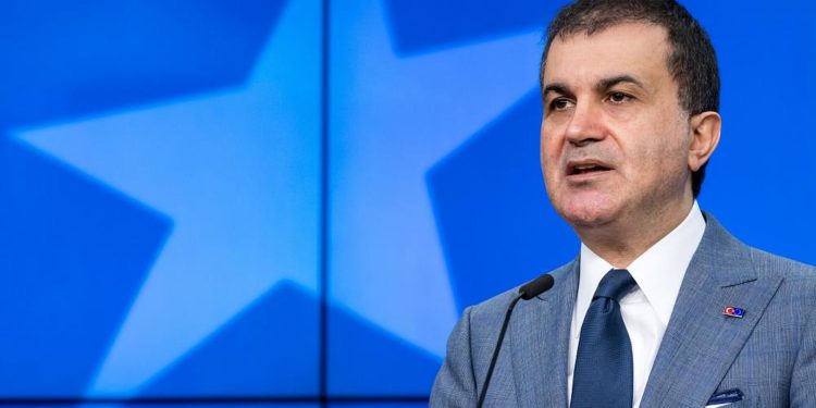 AK Parti Sözcüsü Ömer Çelik: Cumhurbaşkanımızı antisemitizmle suçlamak mantıksız ve yalandır