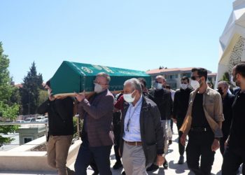 Türkiye’de 13 bin 604 kişinin Covid-19 testi pozitif çıktı, 282 kişi yaşamını yitirdi