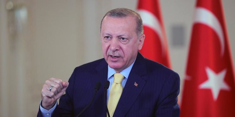 Erdoğan: Kıbrıs’ta yeni müzakere süreci olacaksa bu iki devlet arasında yürütülmeli